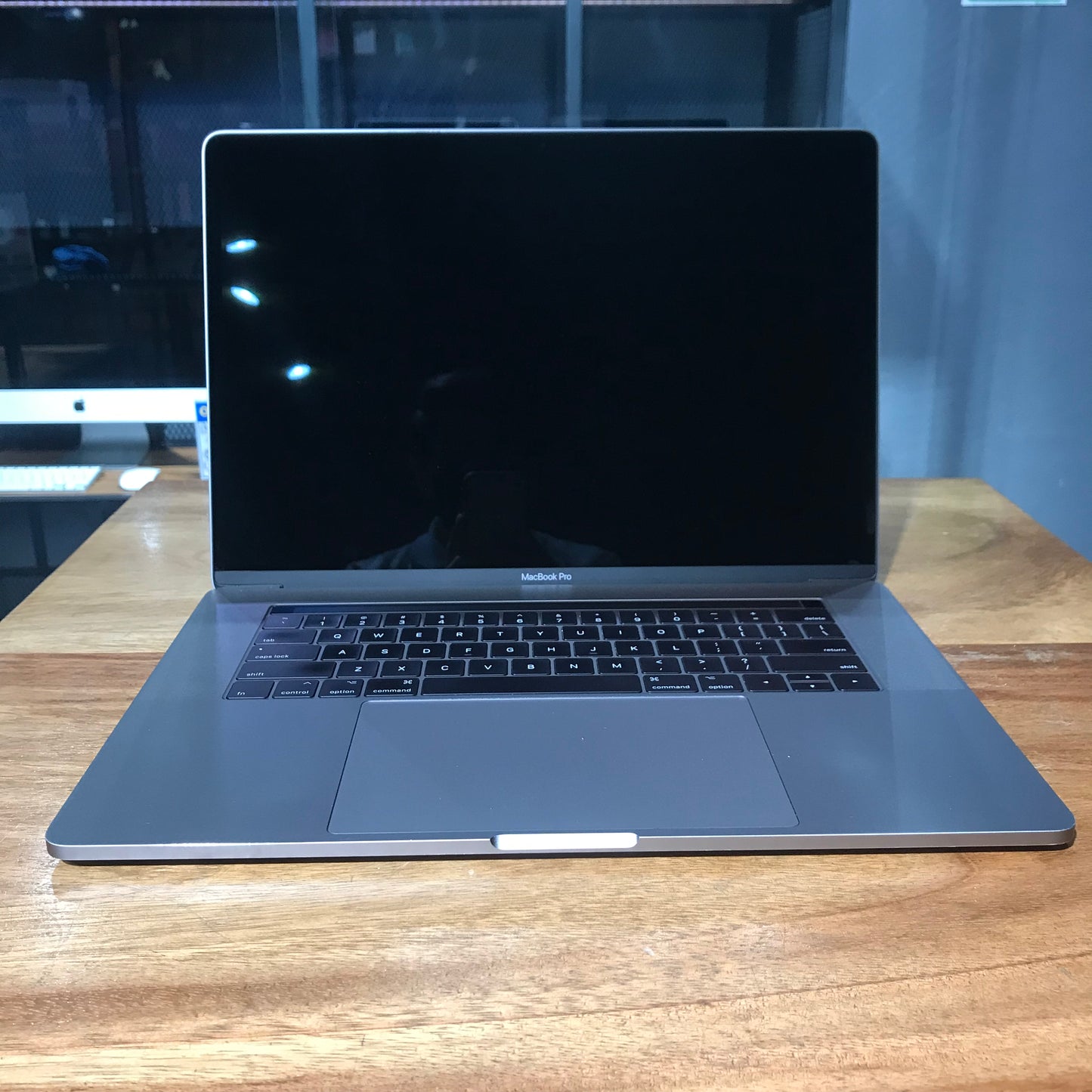 Macbook Pro "15" Touchbar 2017 (Producto Unico)