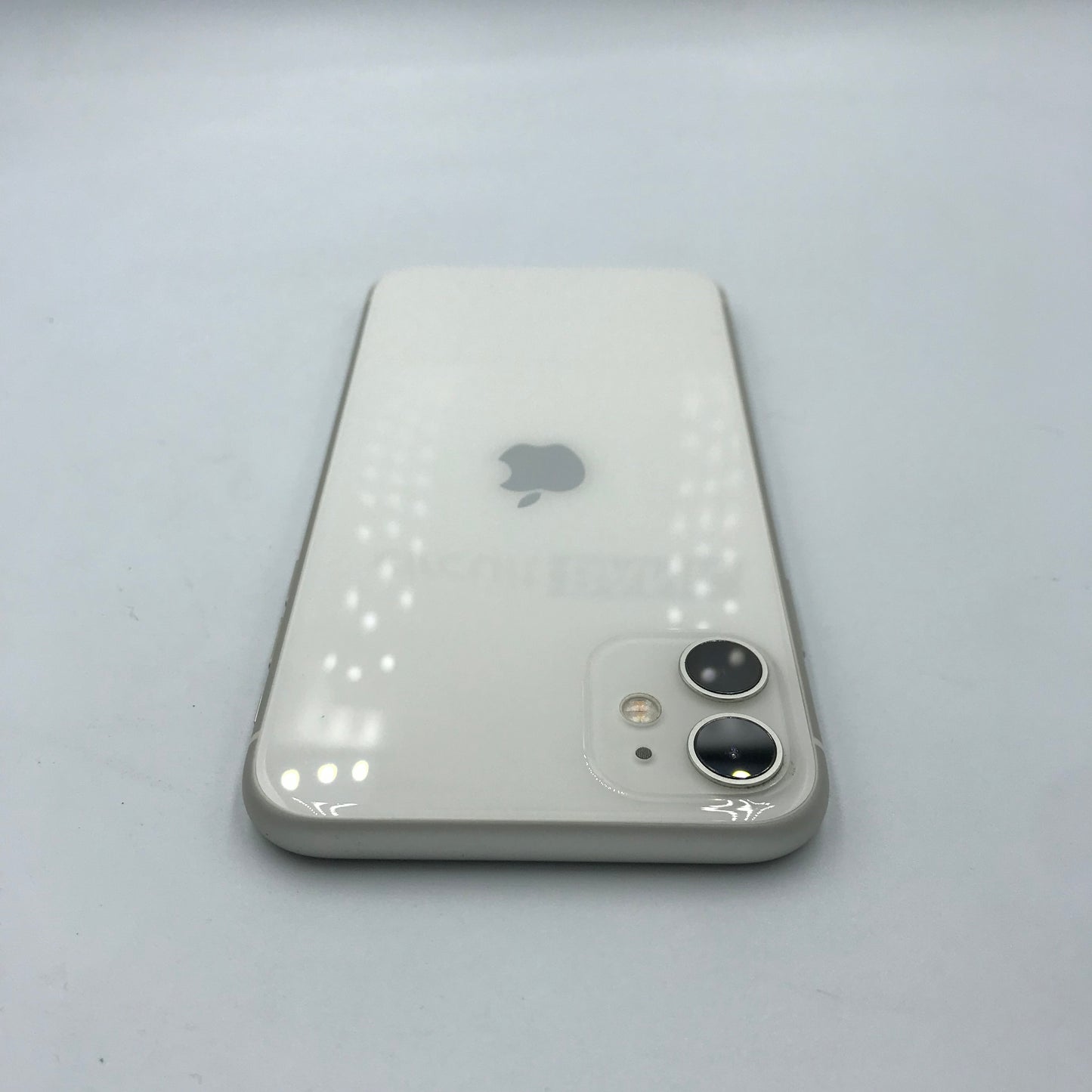 iPhone 11 64GB (Producto Único)