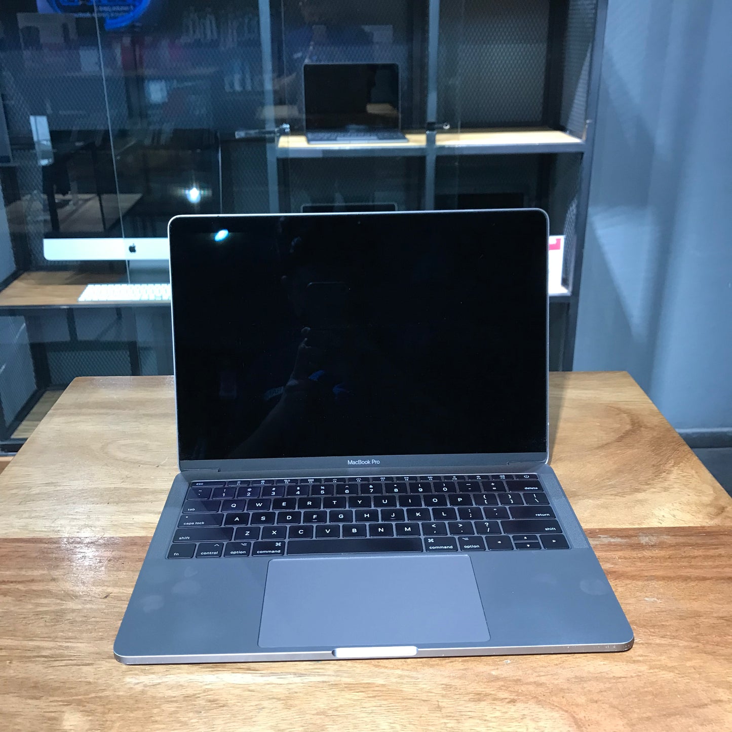 Macbook Pro "13" 2017 (Producto Único)