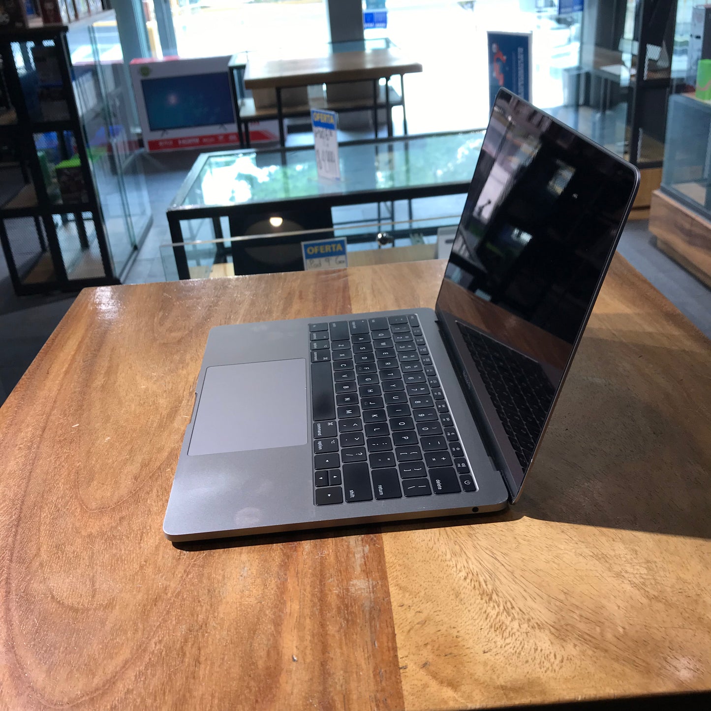 Macbook Pro "13" 2017 (Producto Único)