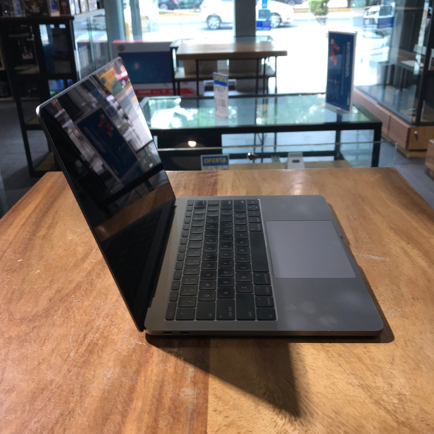 Macbook Pro "13" 2017 (Producto Único)