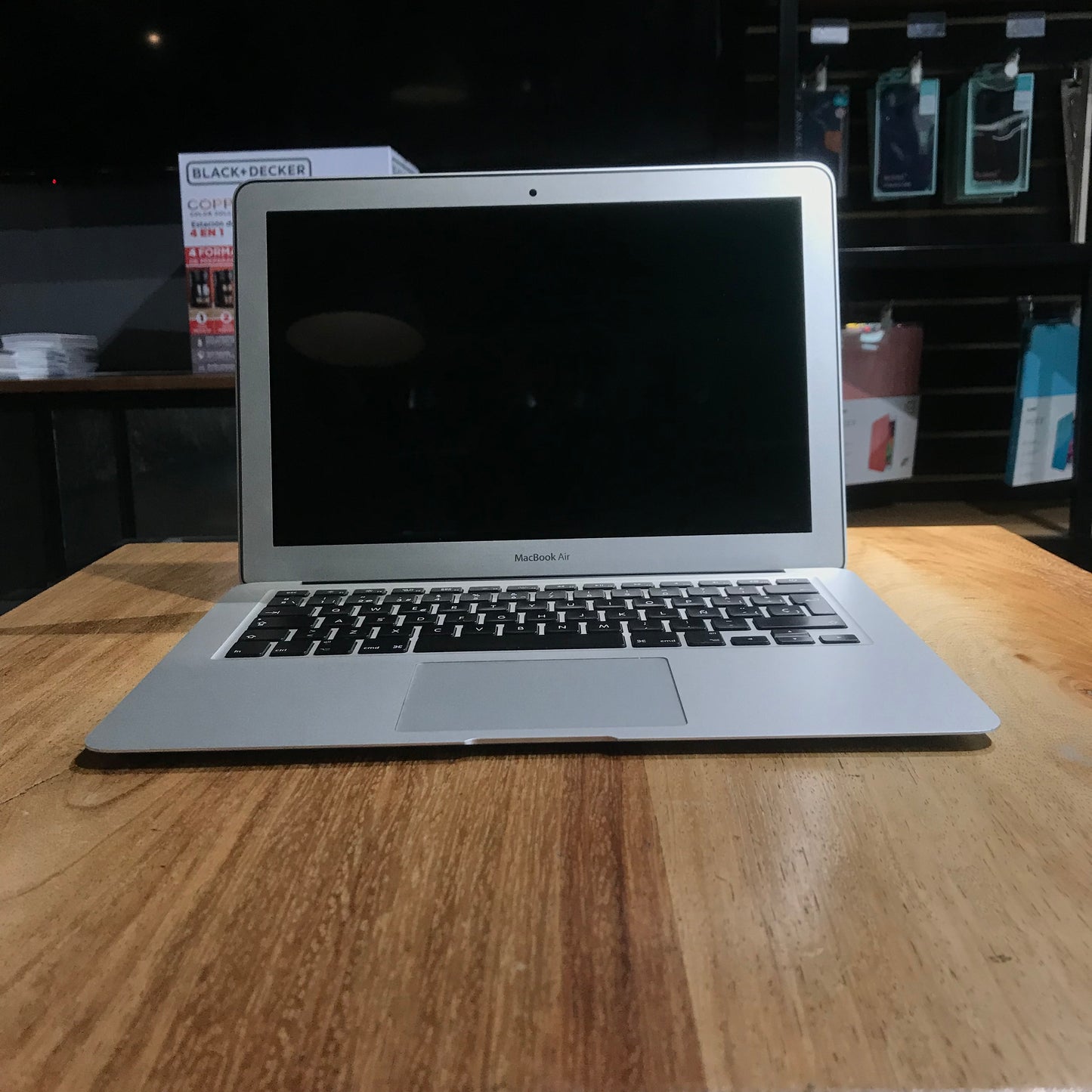 MacBook Air 13" 2015 (Producto Único)
