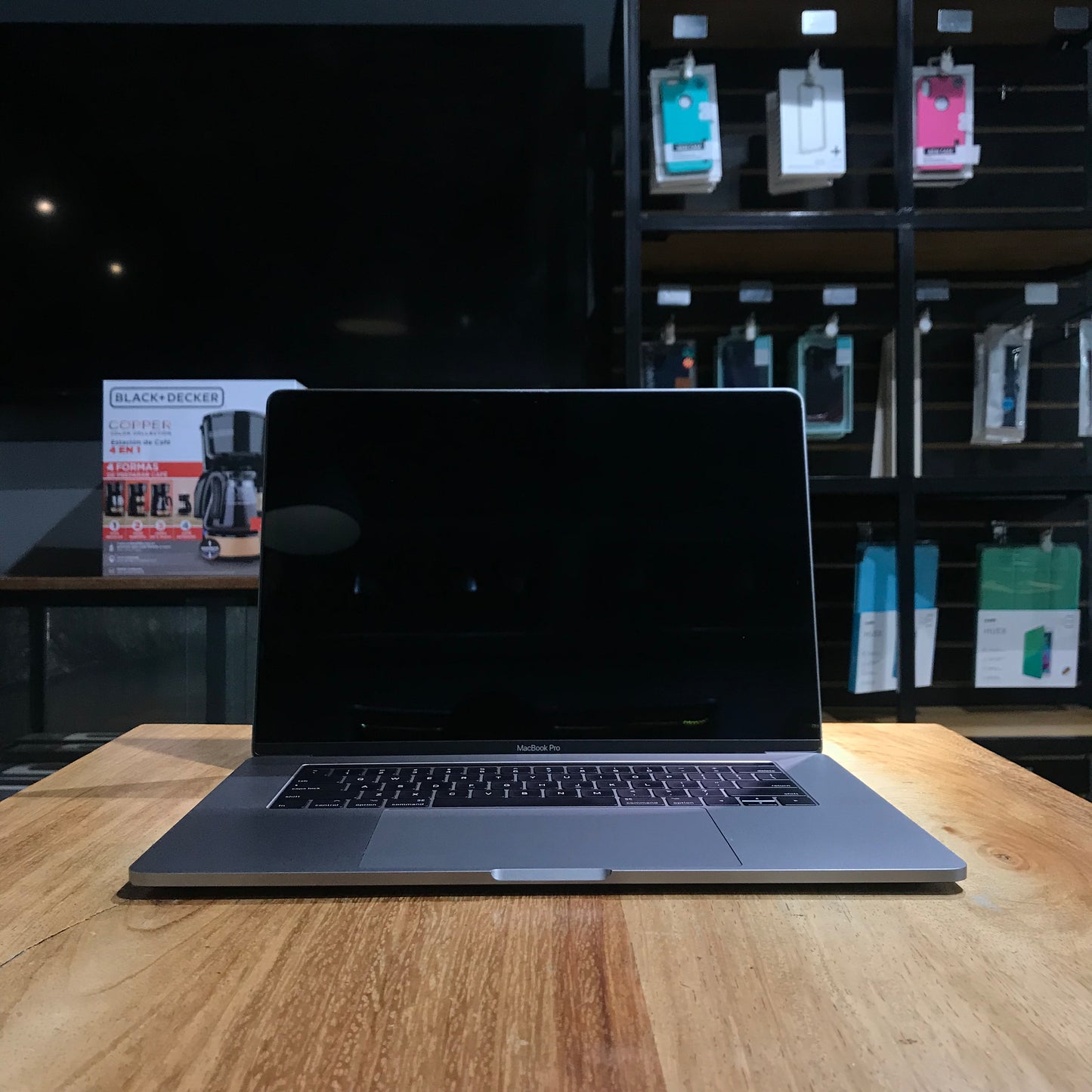 MacBook Pro 15" 2017 256GB (Producto Único)