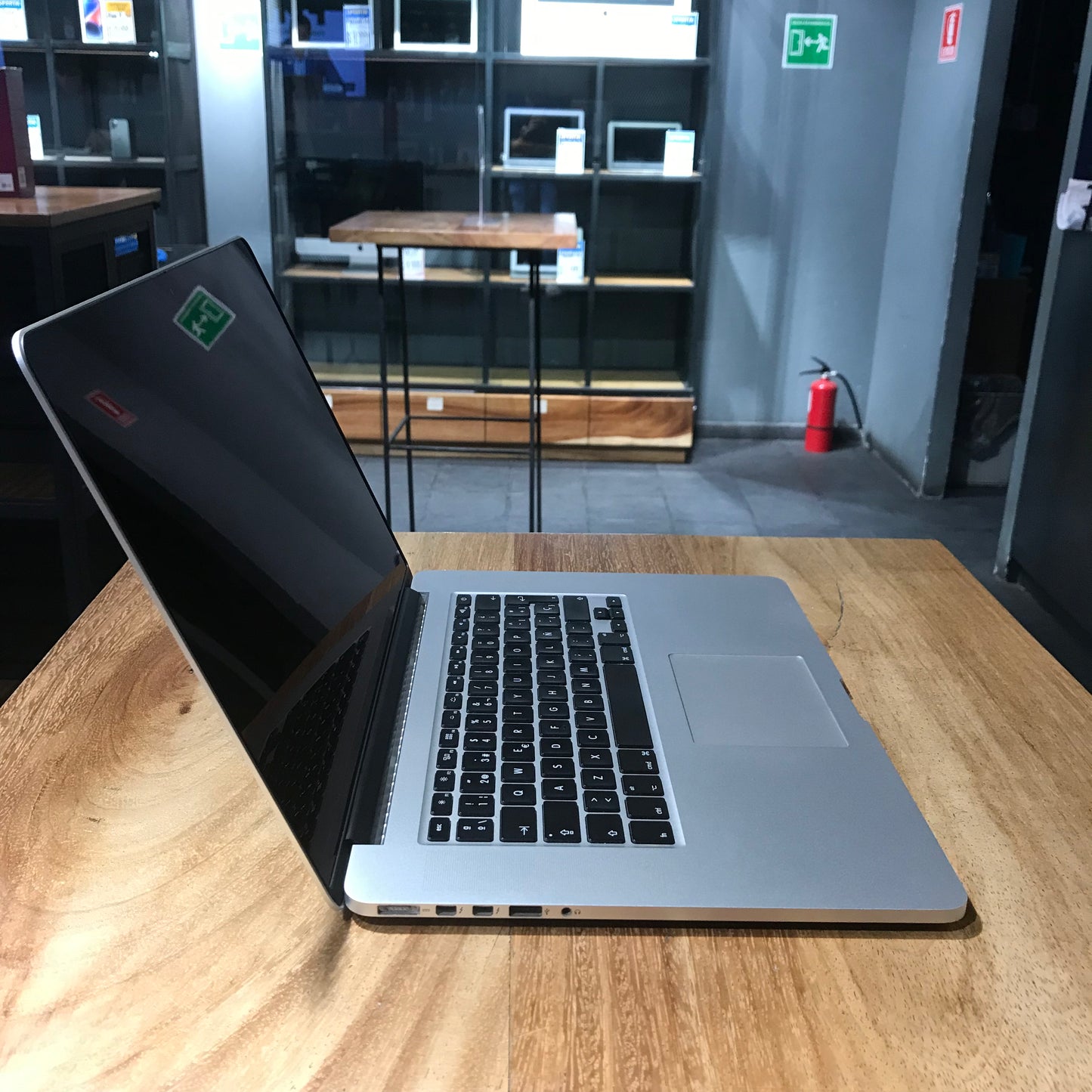 Macbook Pro 15" 2014 512SSD (Producto Único)