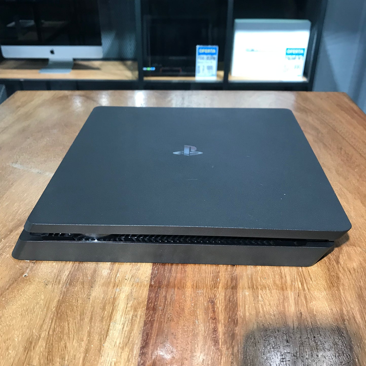 Playstation 4 Slim 1TB (Producto Único)