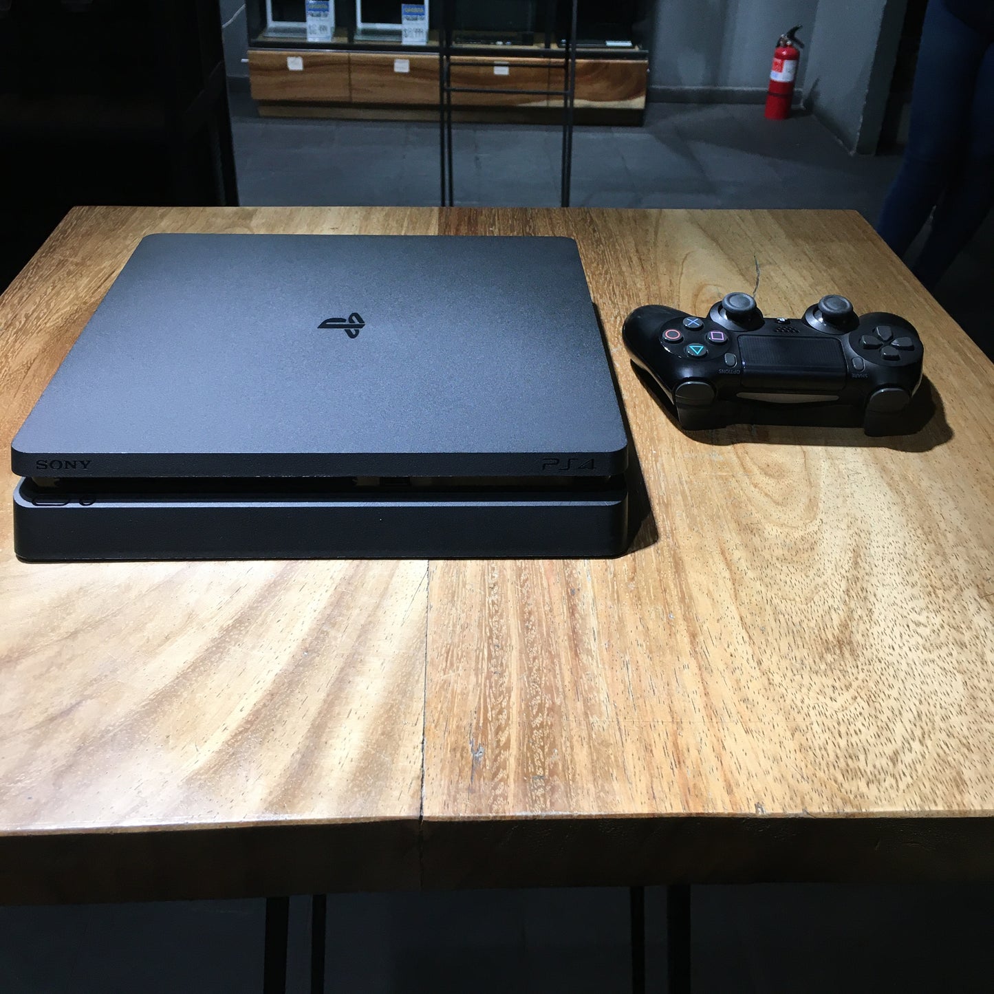 Playstation 4 Slim 500gb (Producto Único)
