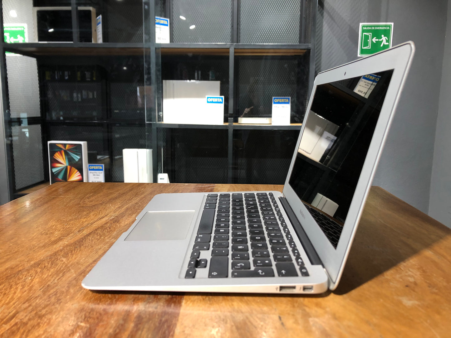 Macbook Air "11" 2013 (Producto Único)