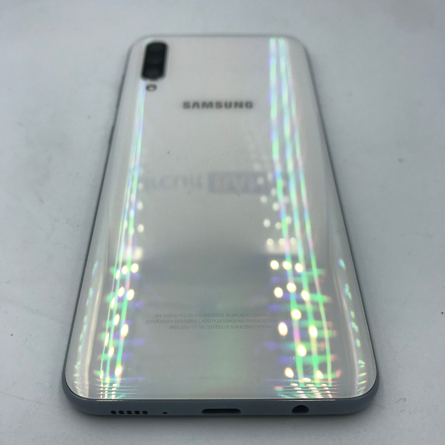 Samsung Galaxy A50 64GB (Producto Único)