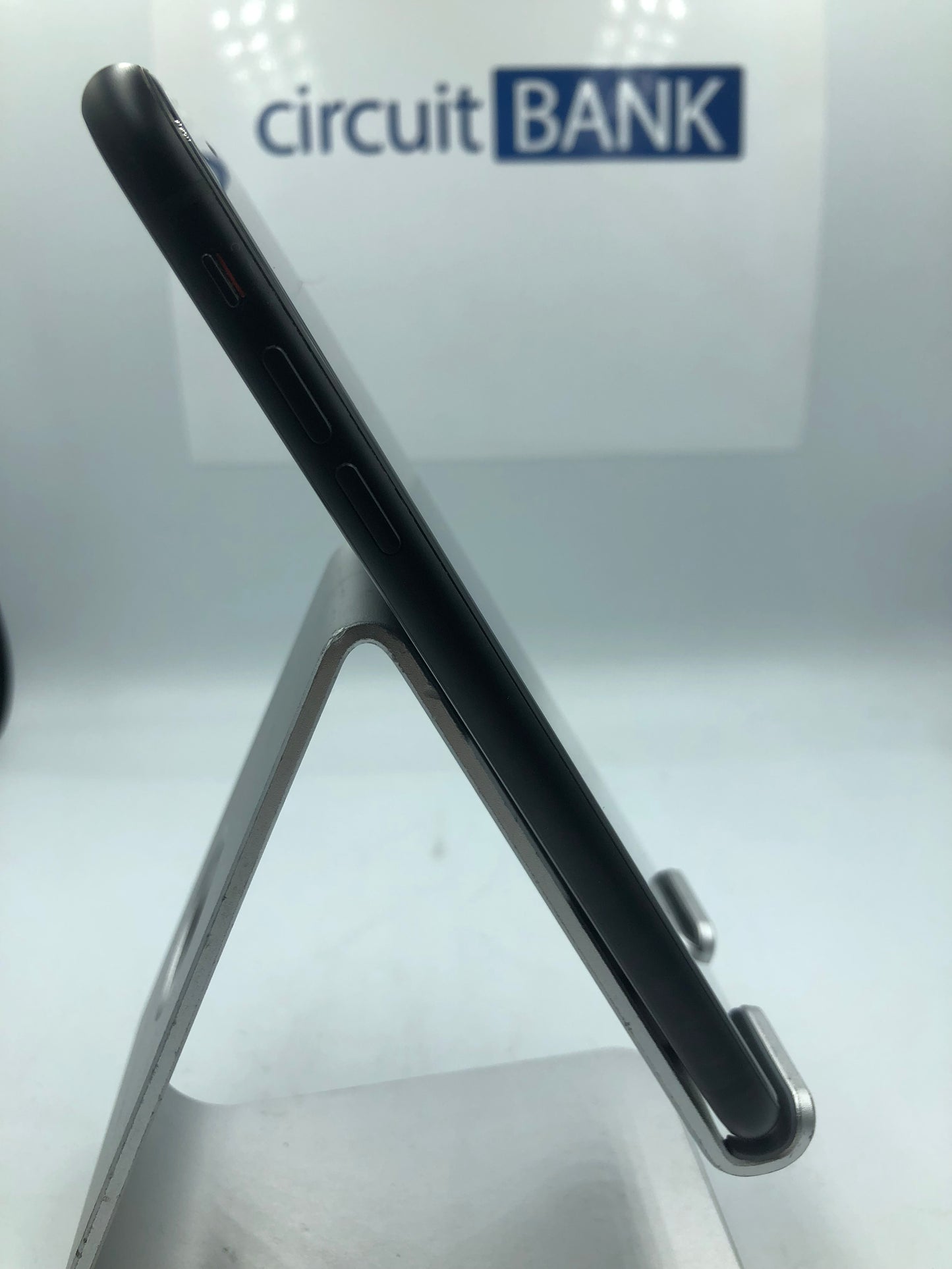 iPhone Xʀ 64 GB (Producto Unico)