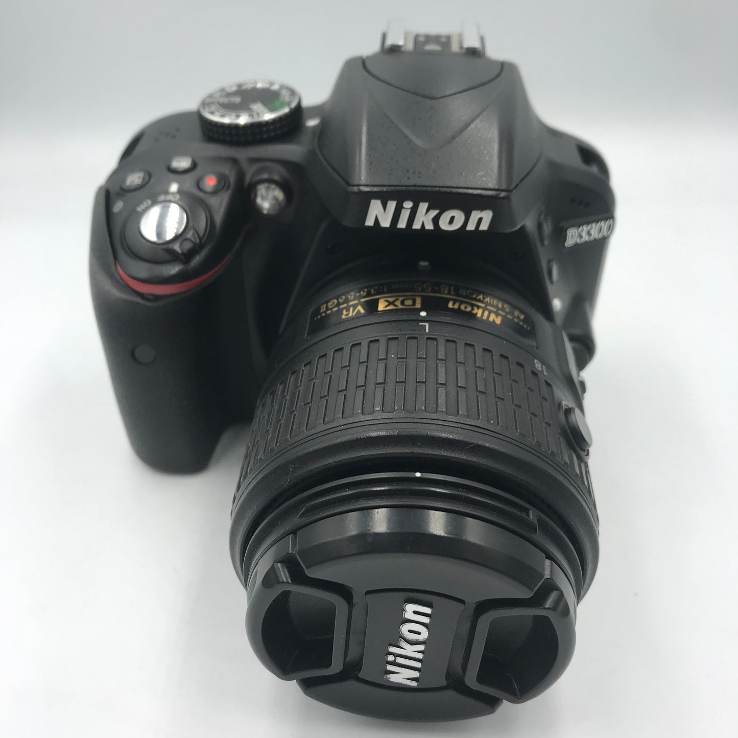 Camara Nikon D3300 c/lente 18-55mm VR (Producto Unico)