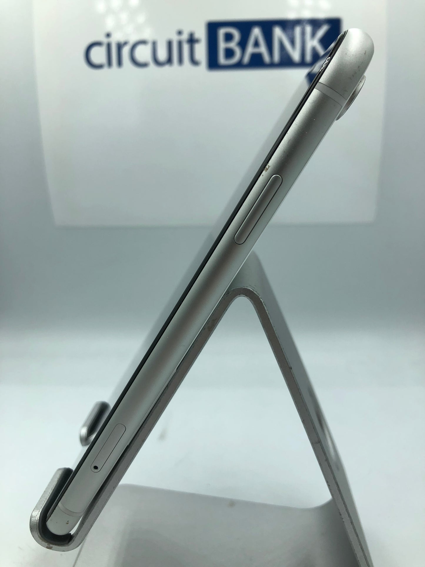 iPhone Xʀ 64 GB (Producto Unico)
