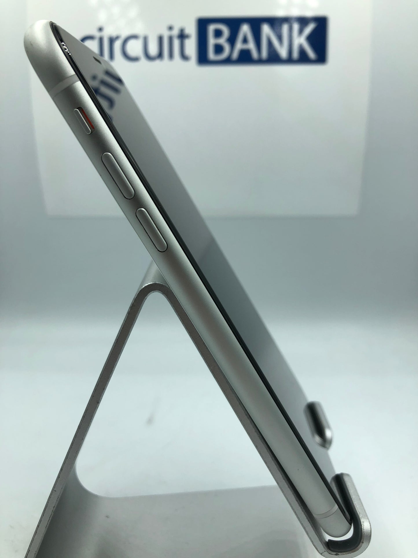 iPhone Xʀ 64 GB (Producto Unico)