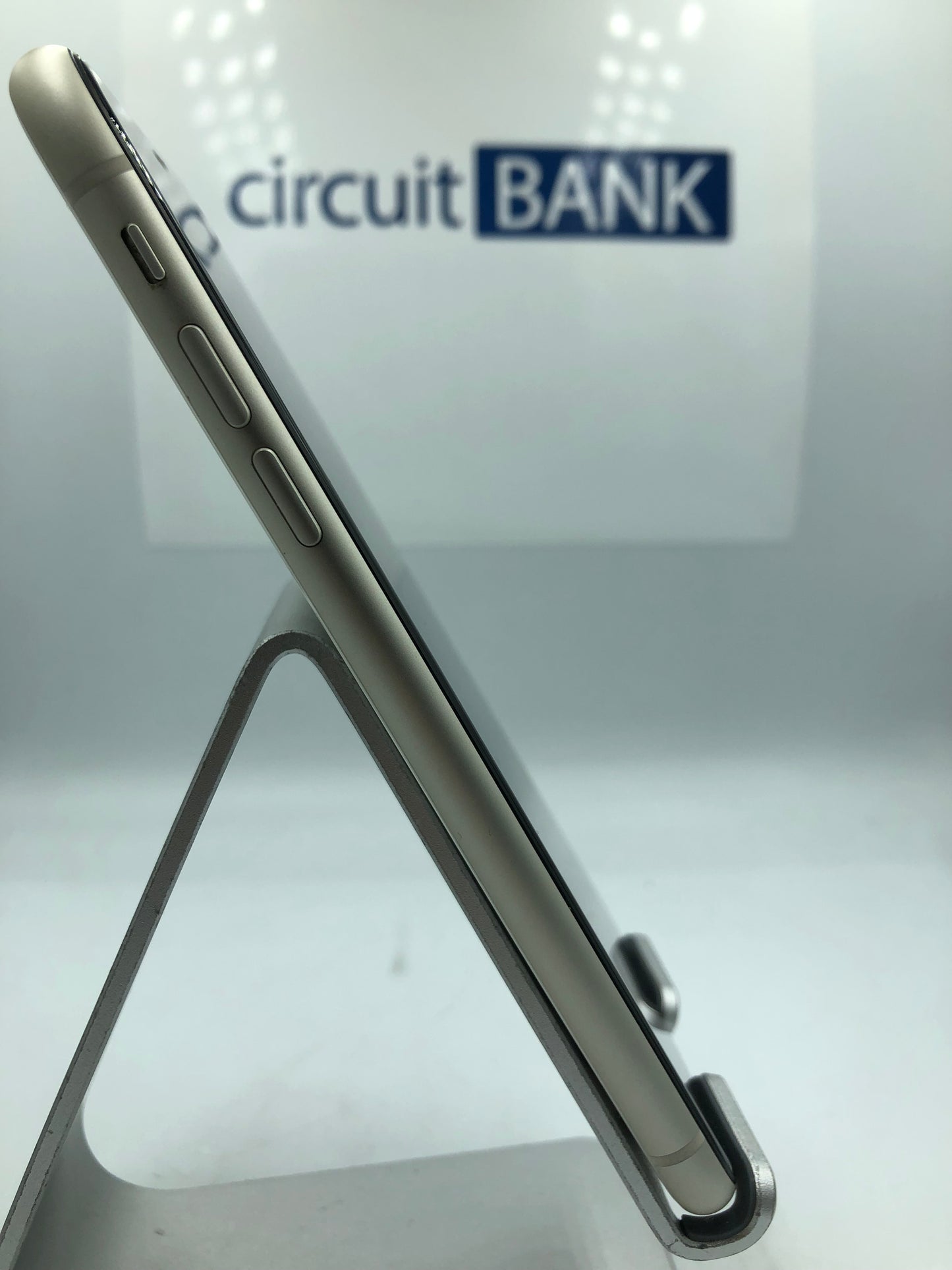 iPhone 11 64 gb (Producto Único)