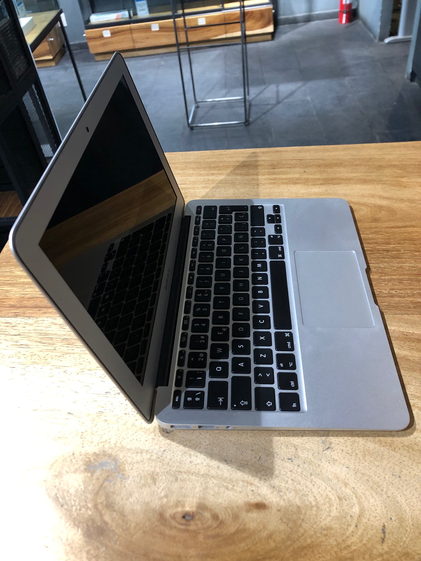 MacBook Air 11" 2015 (Producto Único)