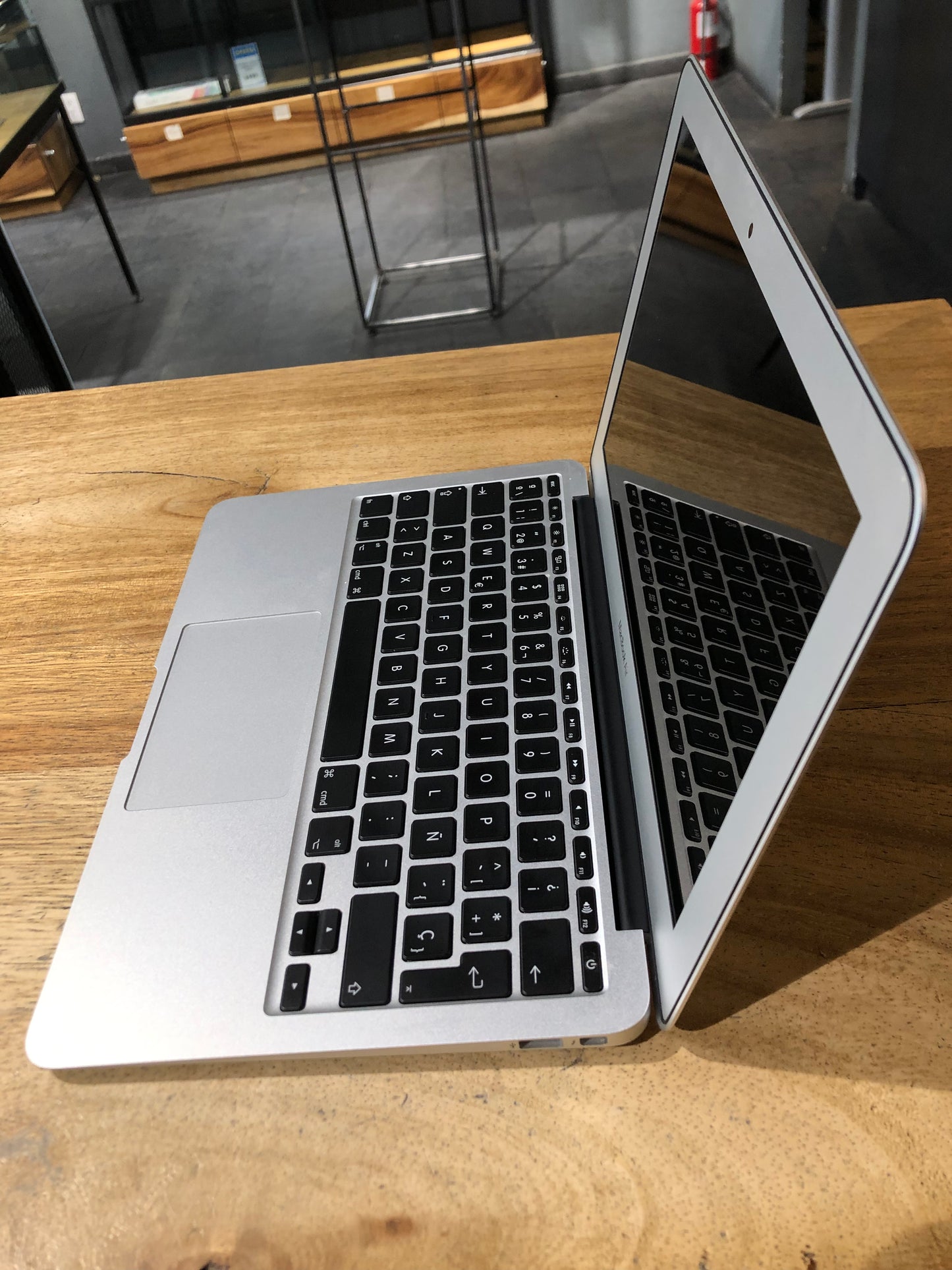 MacBook Air 11" 2015 (Producto Único)