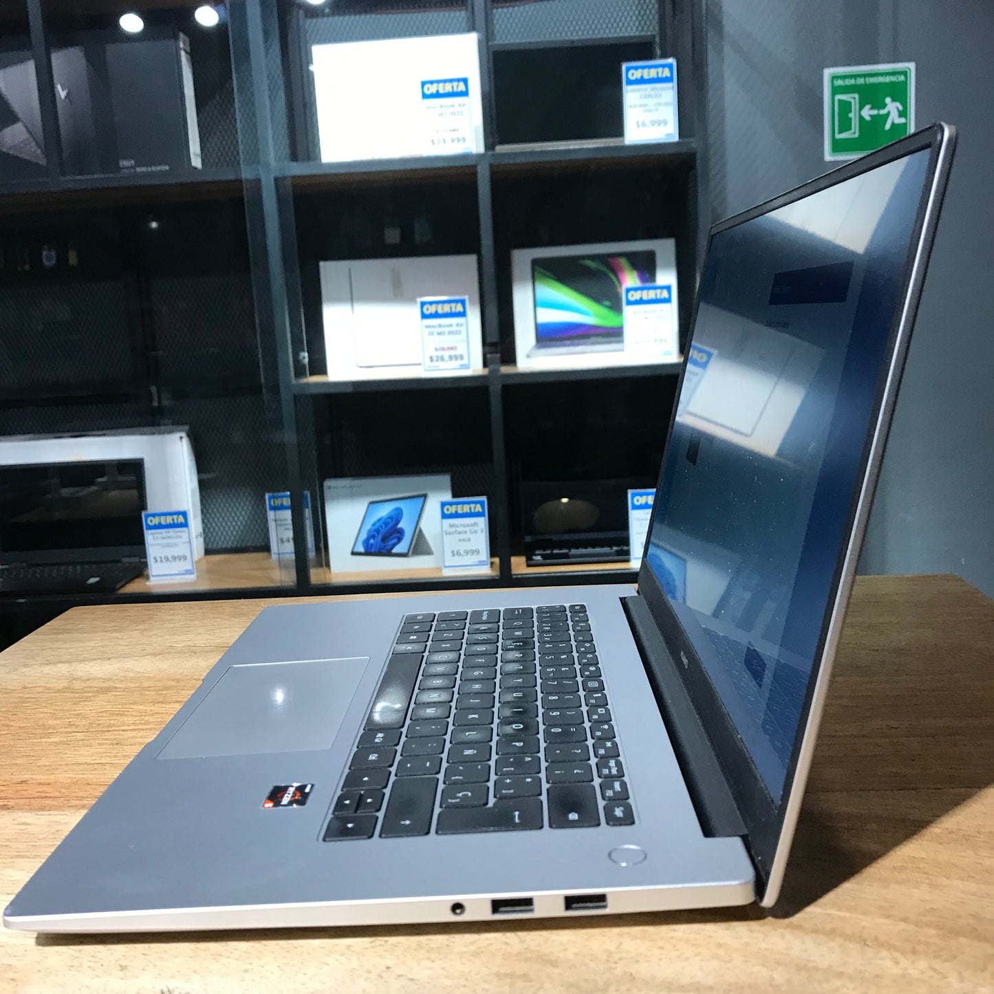 Laptop Huawei Matebook D15 (Producto Unico)