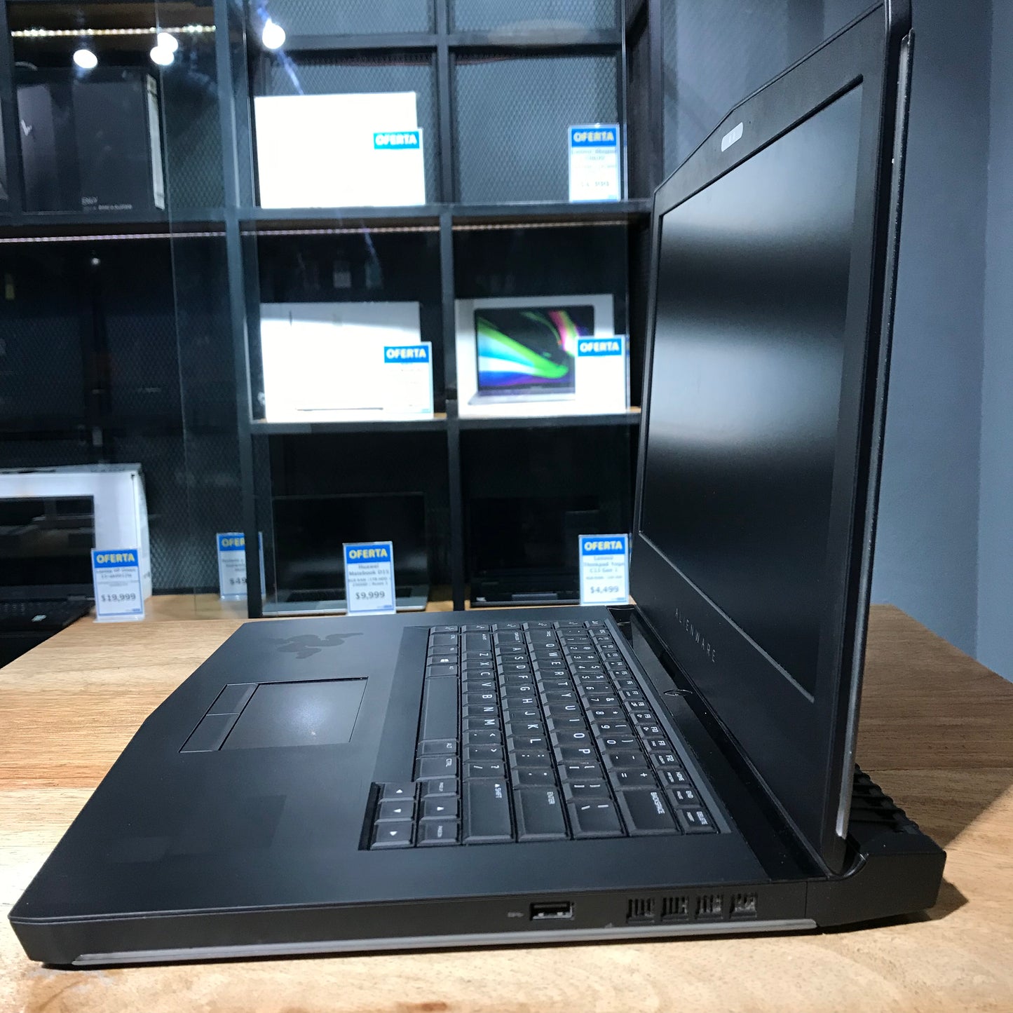 Laptop Gamer Dell Alienware 15 R3 (Producto Unico)