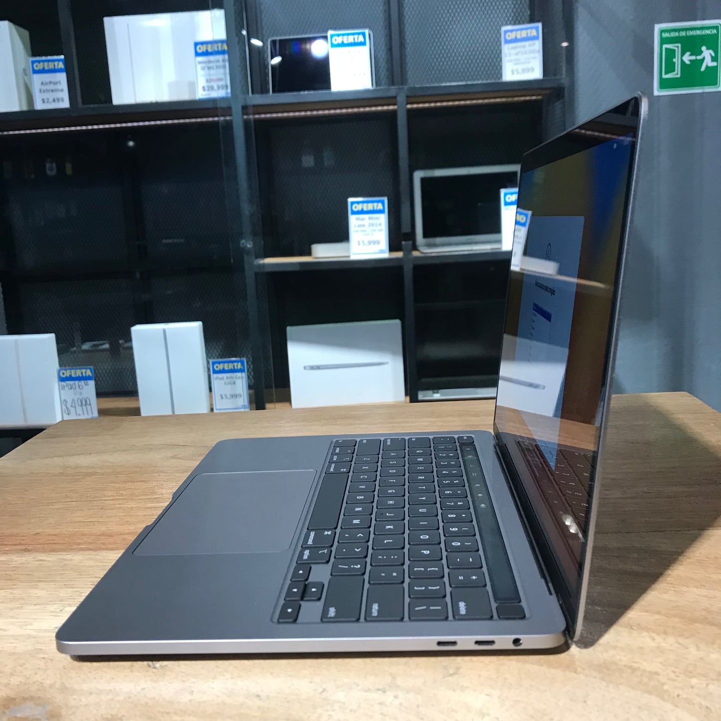 Macbook Pro 13" 2020 TouchBar (Producto Unico)