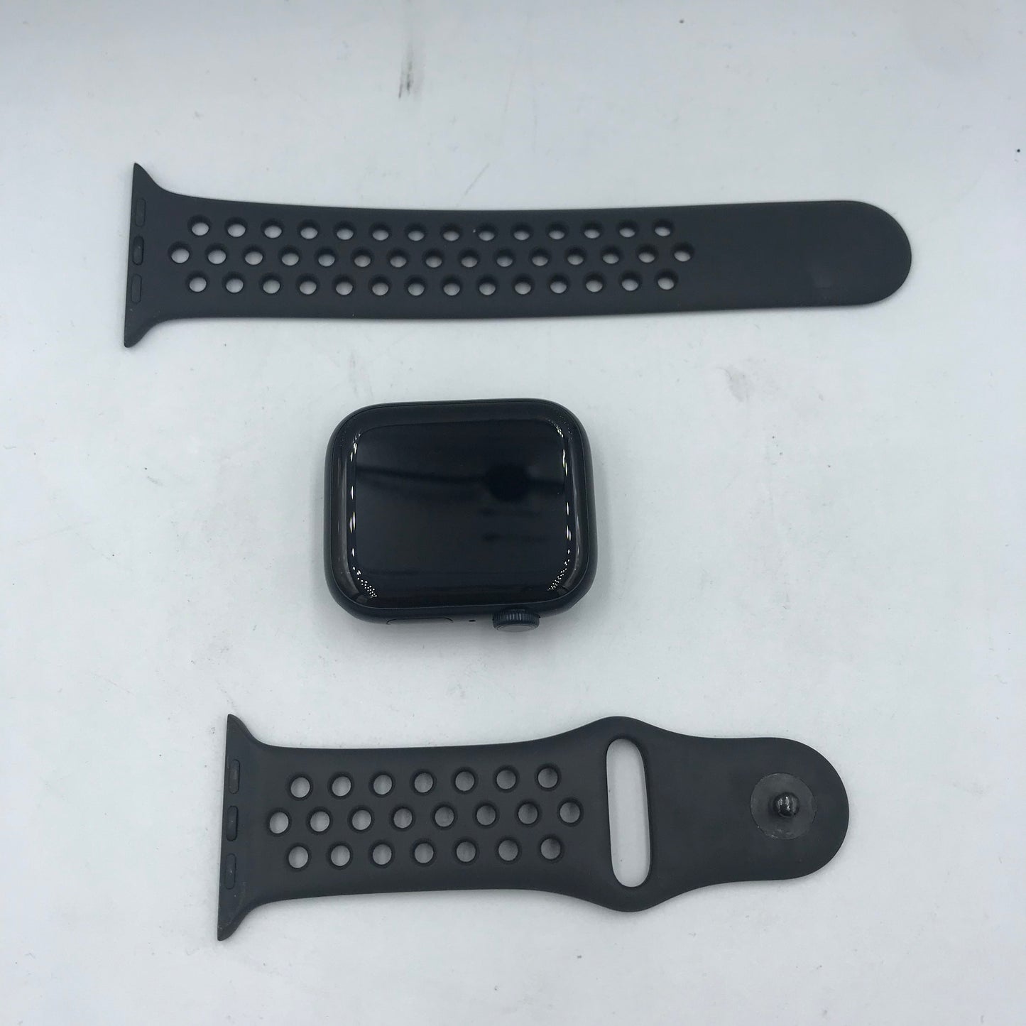 Apple Watch Series 7 45mm GPS Nike+ (Producto Unico)