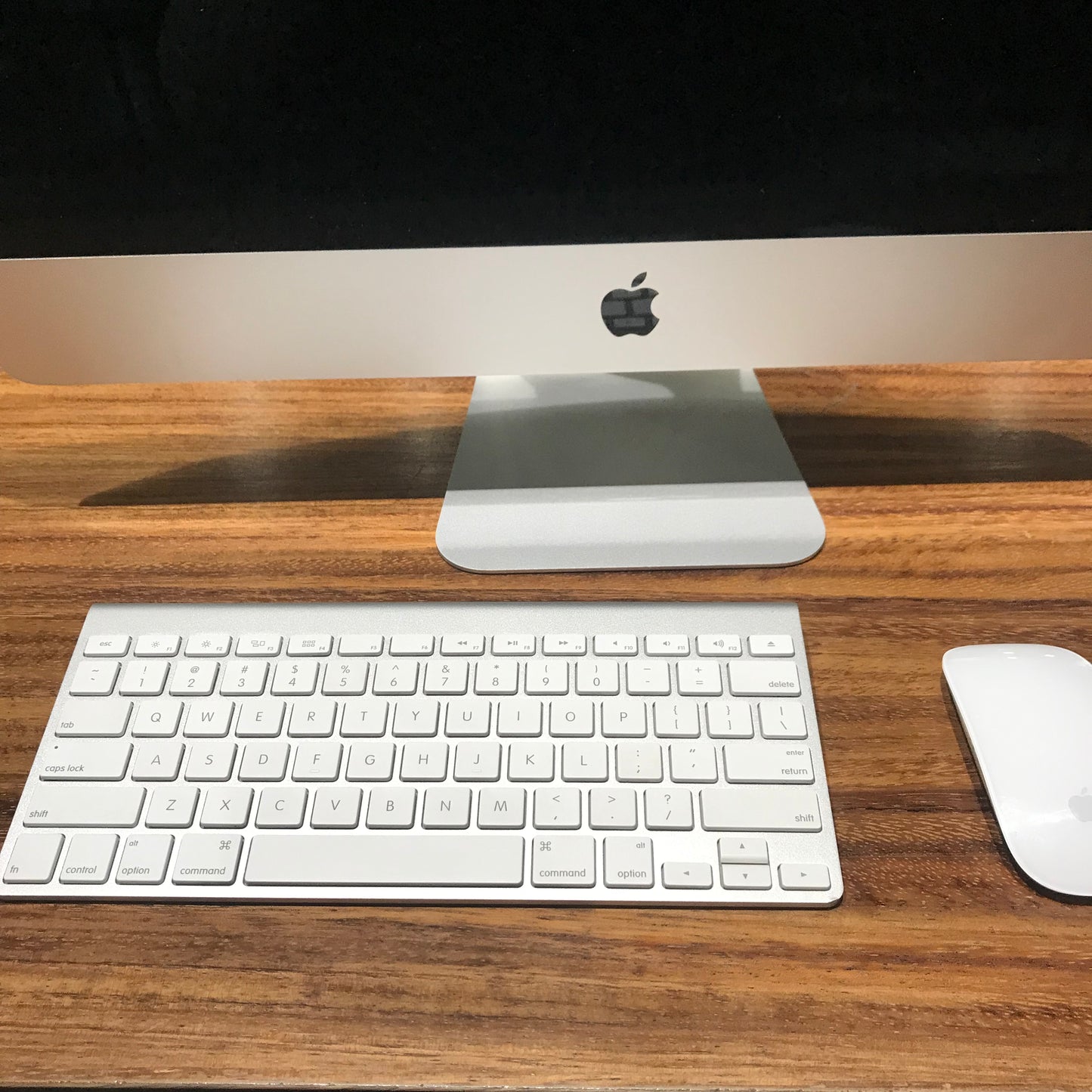 iMac 21" 2014 (Producto Unico)