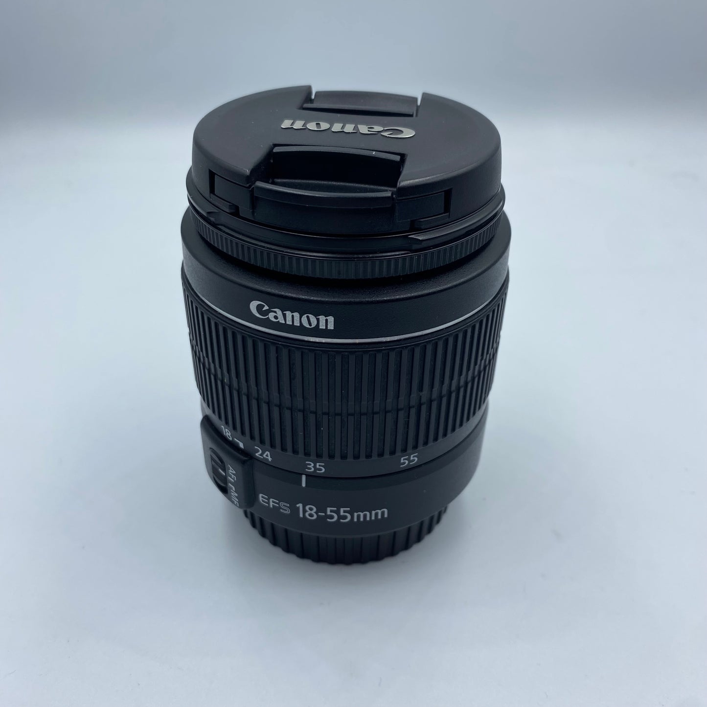 Camara Canon EOS Rebel T6 c/ lente 18-55mm III (Producto Único)