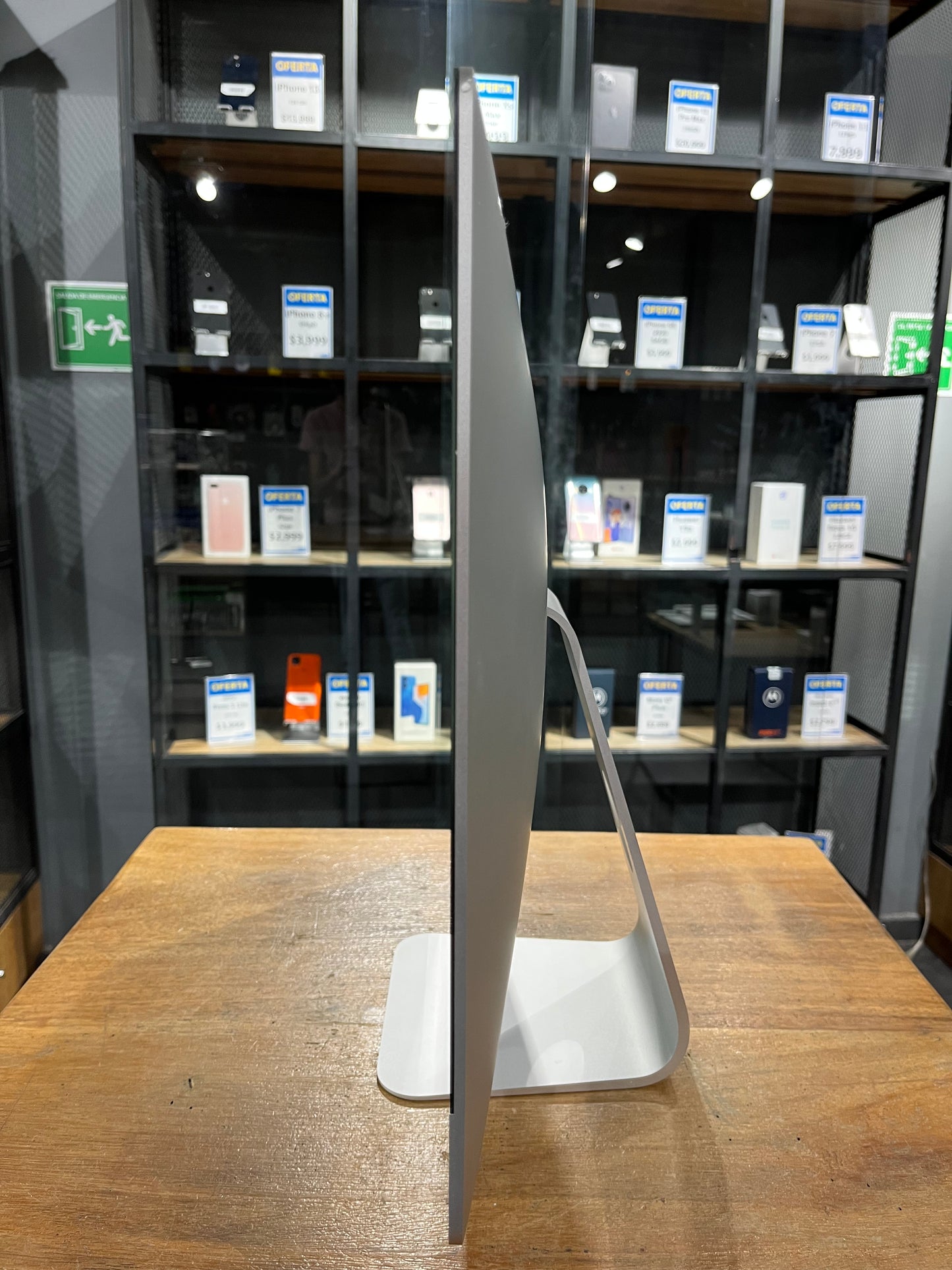 iMac 21.5" 2019 4K (Producto Único)