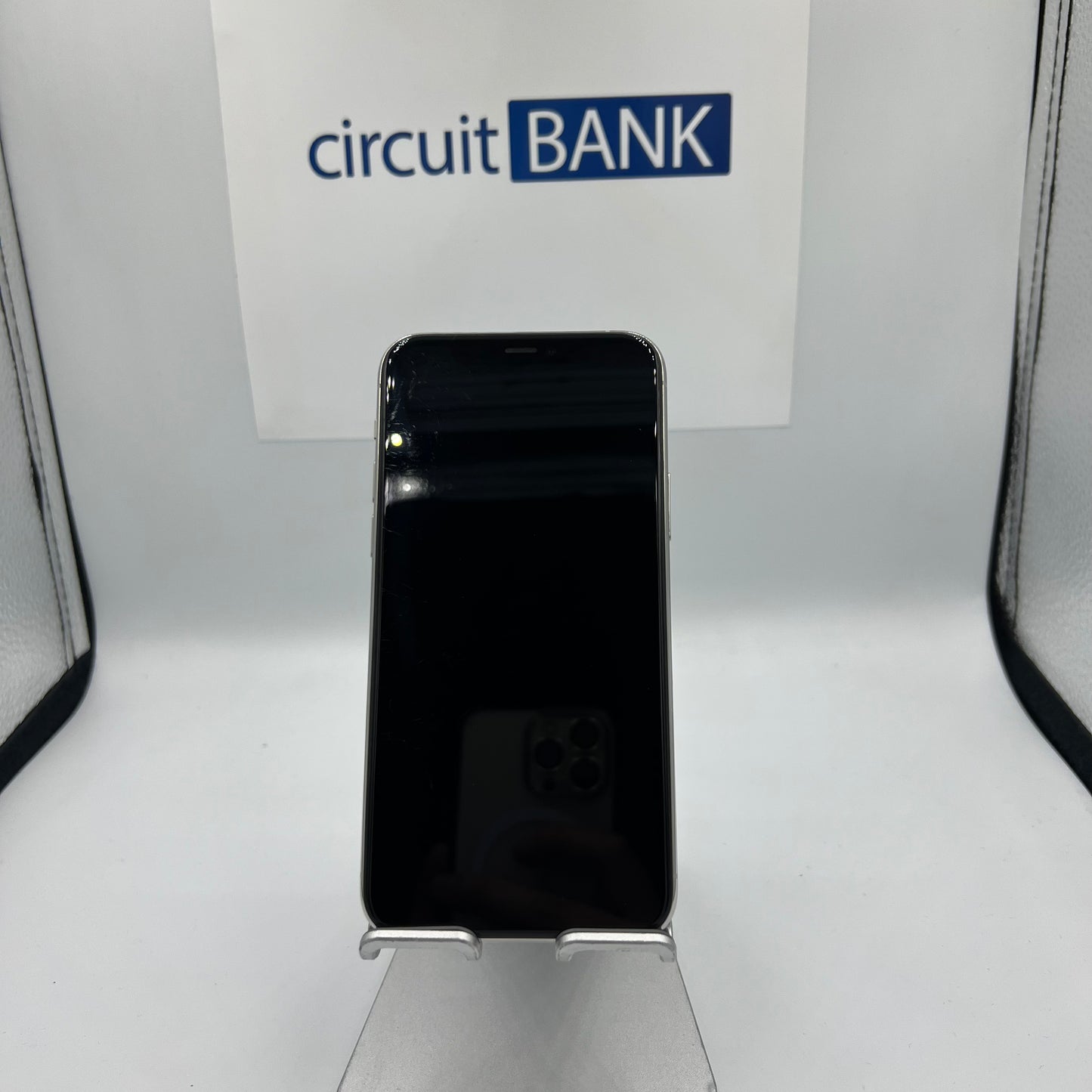 Iphone 11 pro 64 (Producto único)