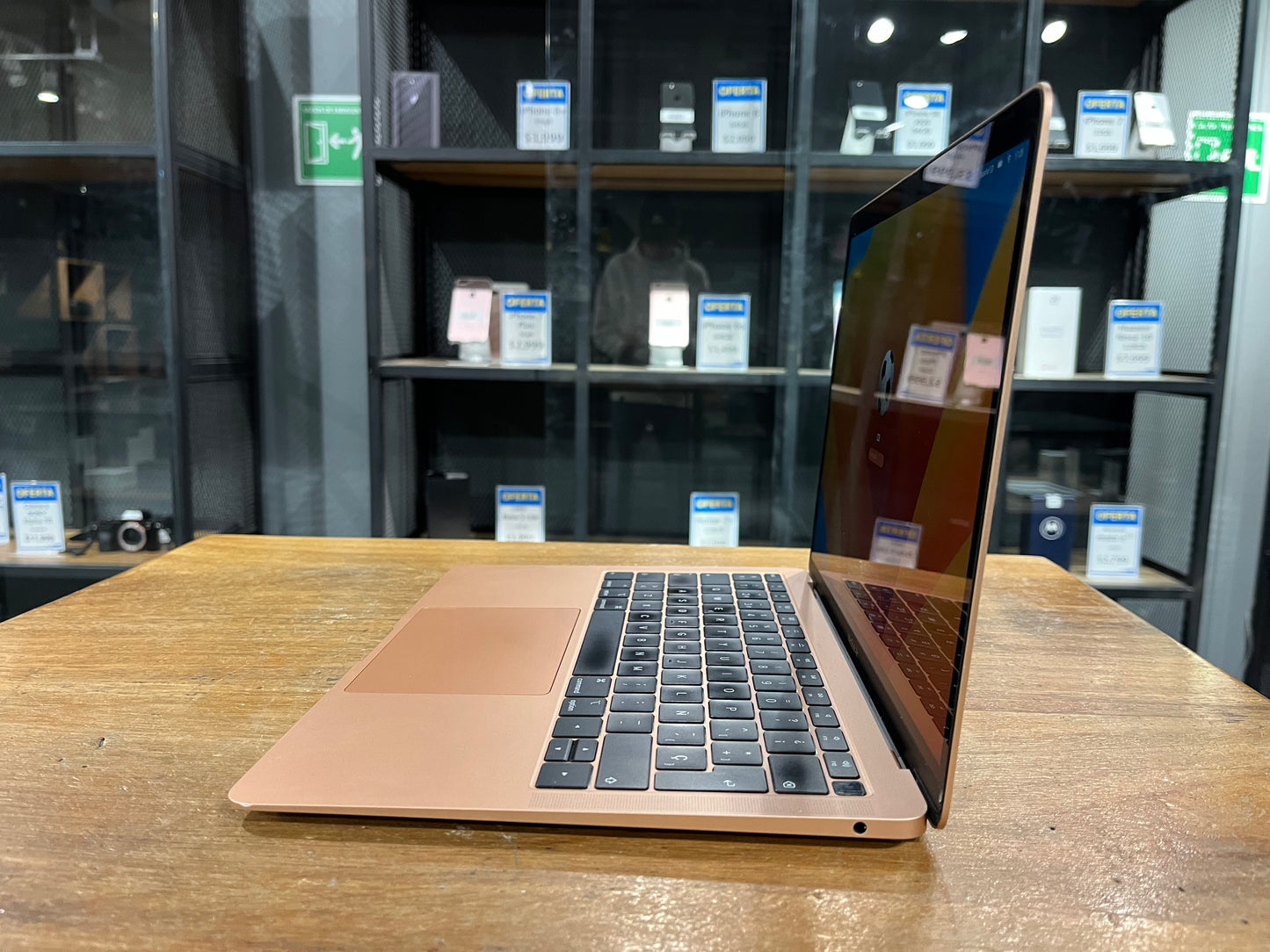 Macbook Air 13" 2018 (Producto Único)