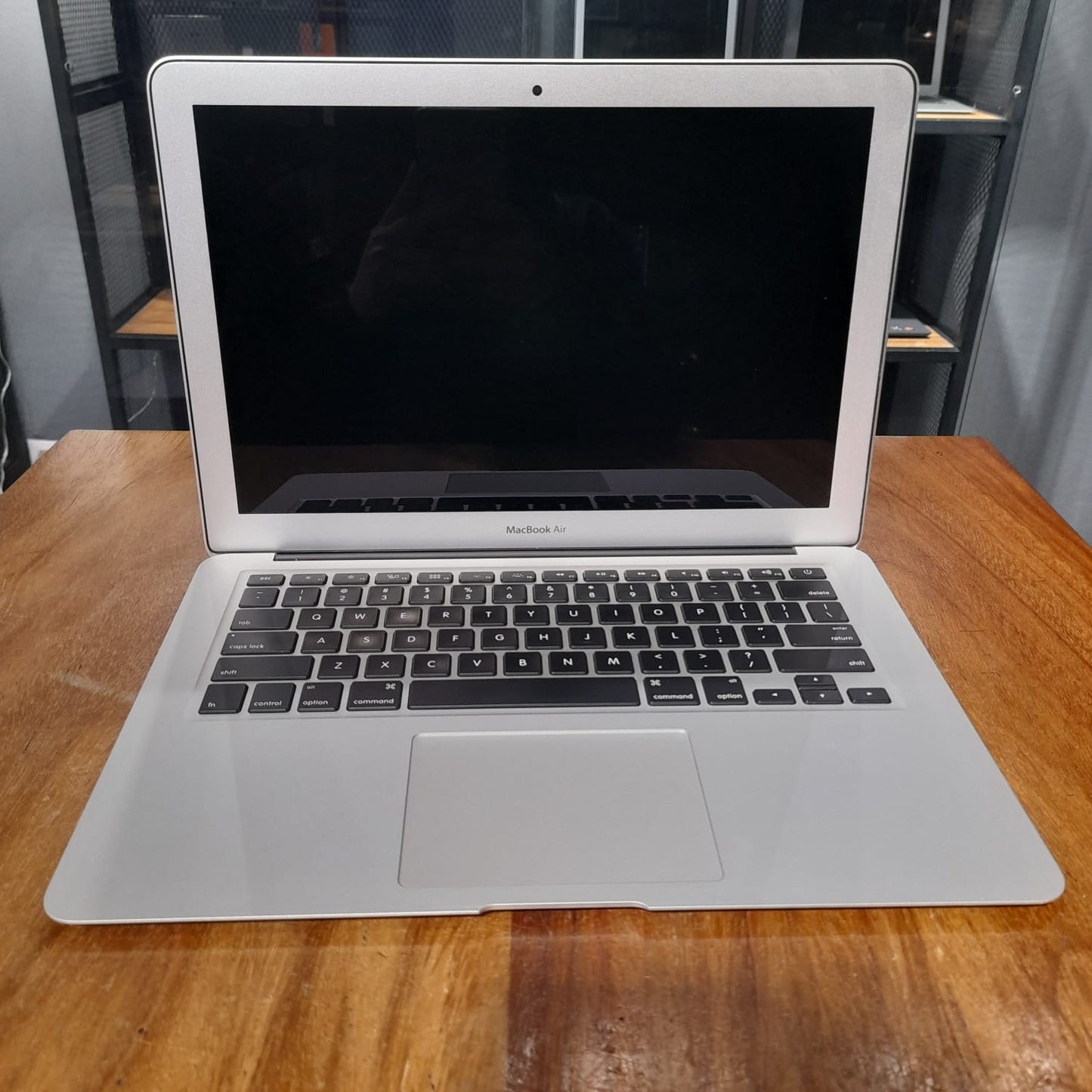 Macbook Air 13" 2014 4ram/256ssd (Producto Único)
